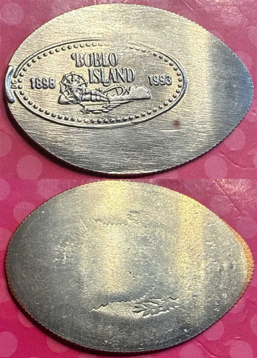 Canadian-Island-Tokens